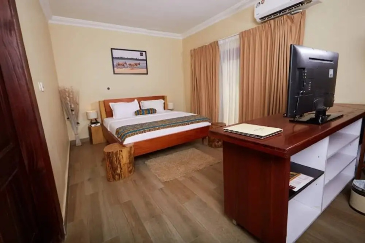 Aqua Safari Resort