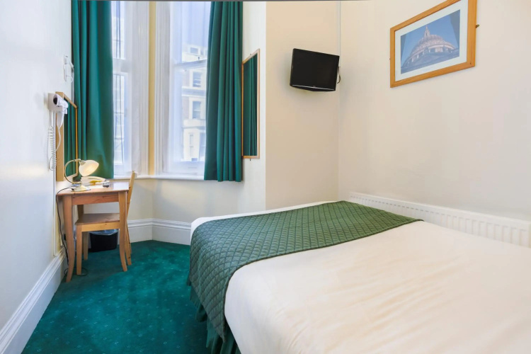 London Town Hotel