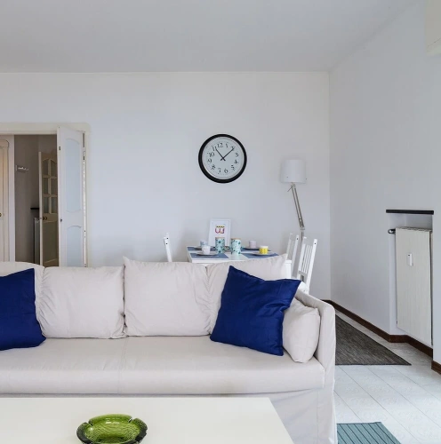3 Bedrooms Apartment with balcony