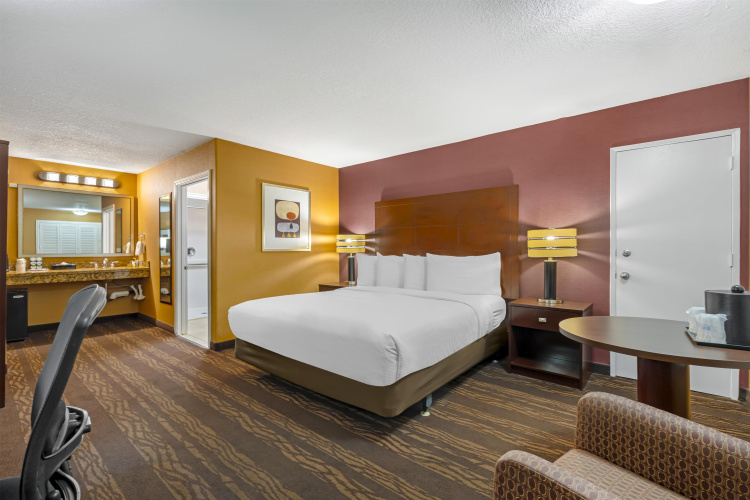 Best Western Plus Stovall's Inn