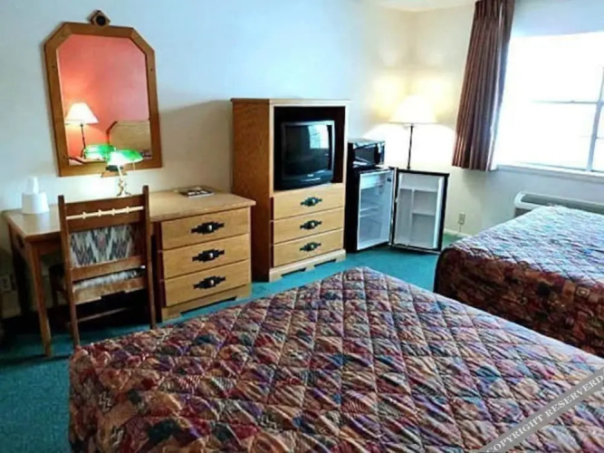 Ashley Hotel and Suites