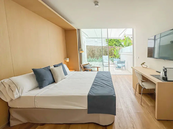 Alenti Sitges Hotel