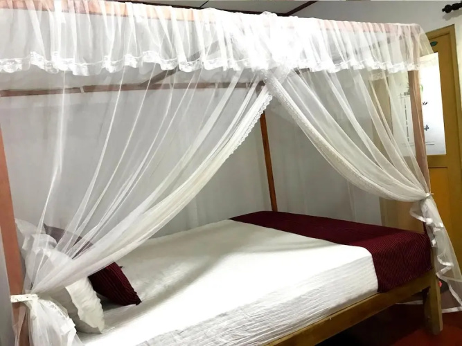 Damith Tourist Inn