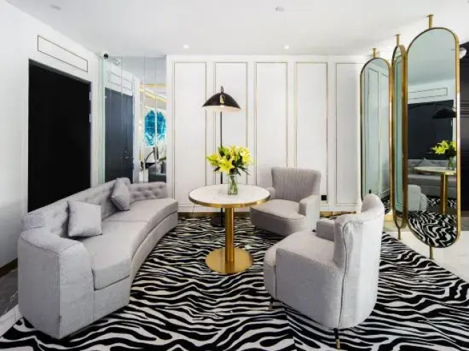 Xana Deluxe Hotel