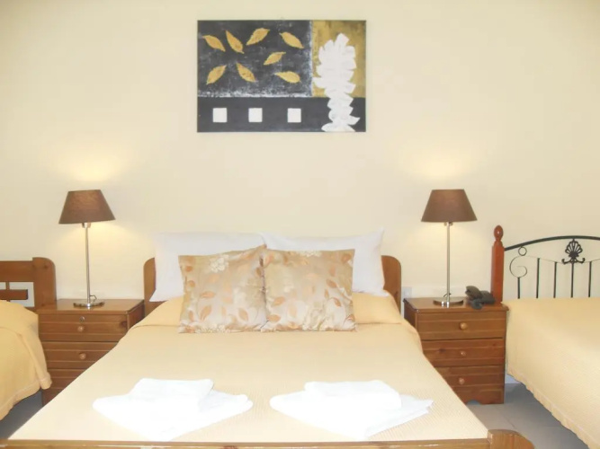 Hotel Pavlos & Studios