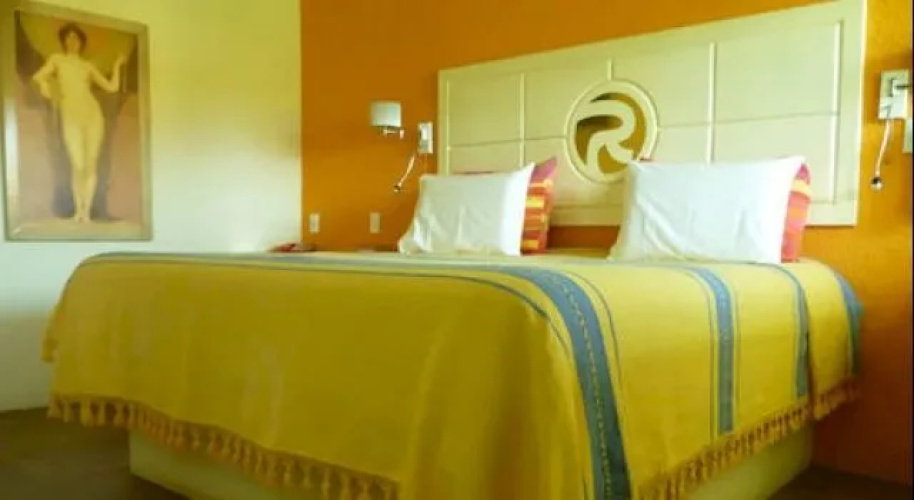 Hotel La Roca