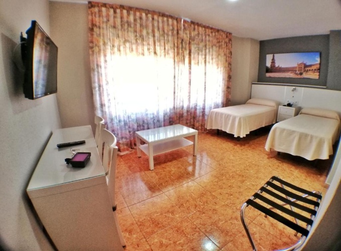 Standard Twin room