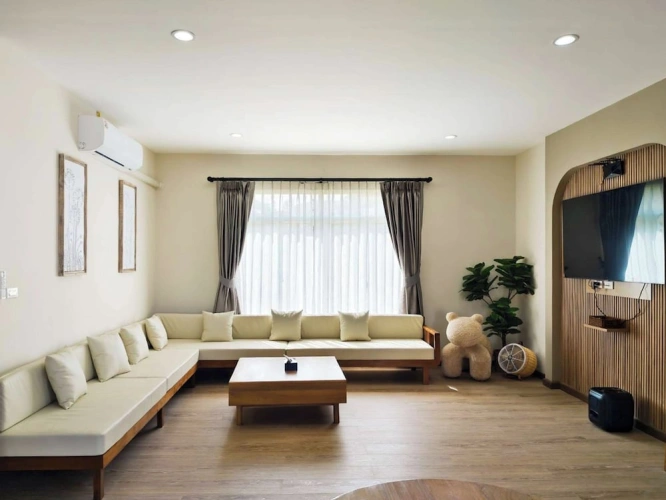 4 Bedrooms Grand Villa