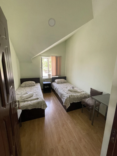 Noragyugh Guesthouse