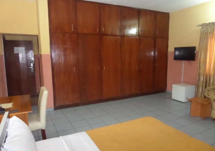 Febson Hotel