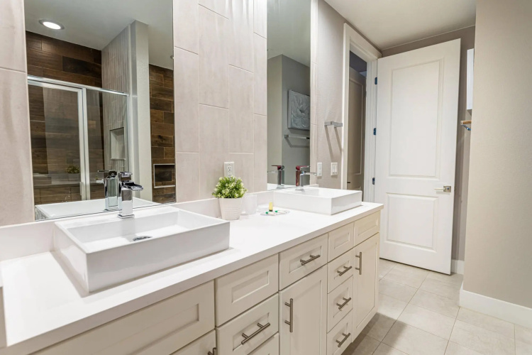 Moradda Disney 5 En-Suite House with Hot Tub 2633