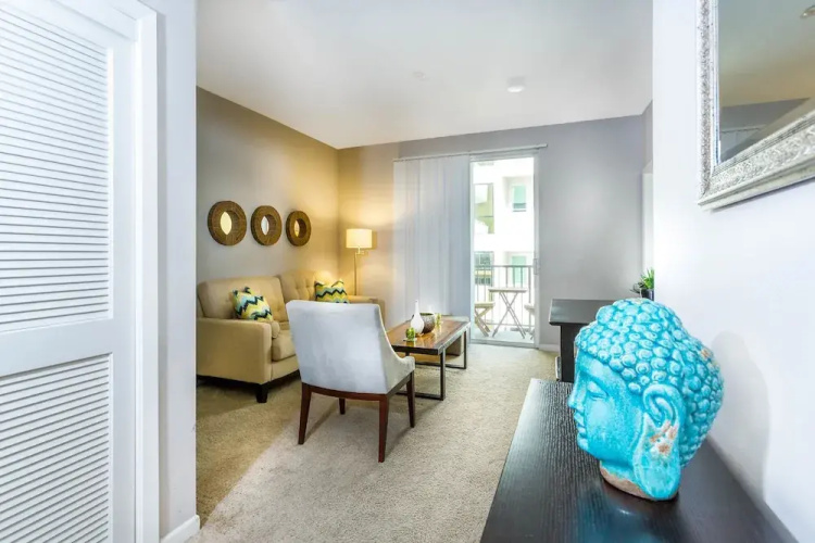 Broadway Apartment