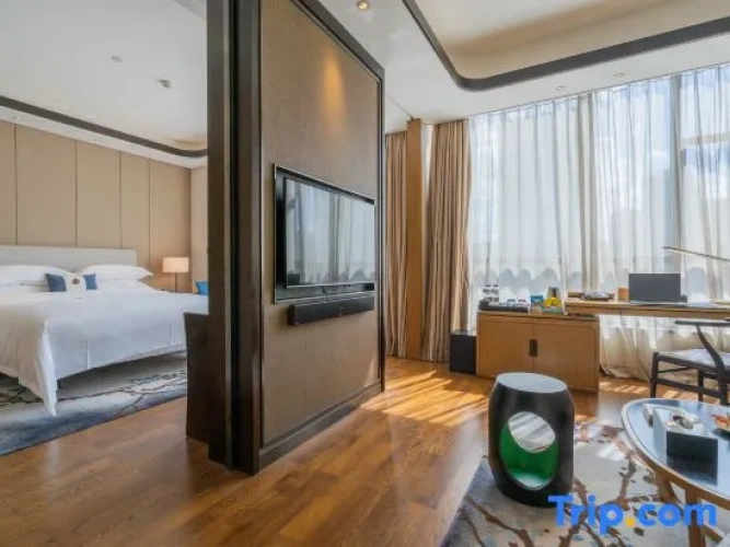 Executive Double Suite