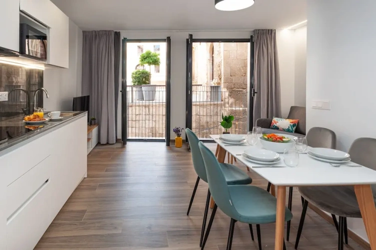 Premium Apartment