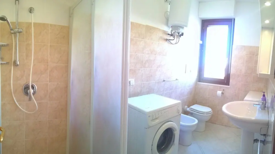 Flat358