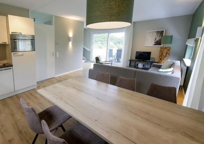 3 Bedrooms Bungalow