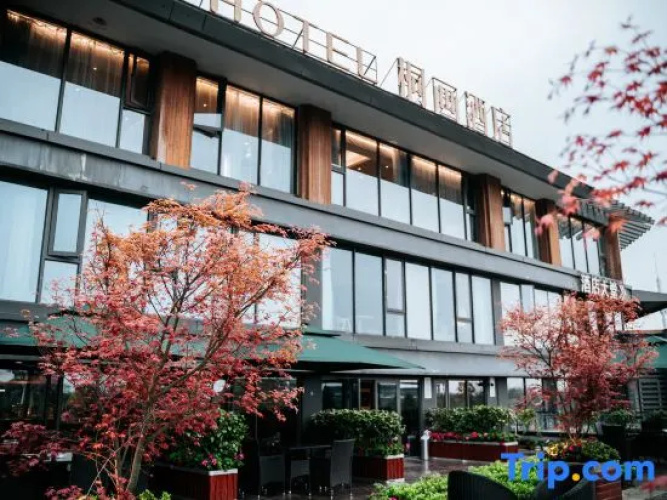 Tonghua Hotel