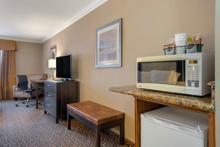 Best Western Plus Fernie Mountain Lodge photo 26