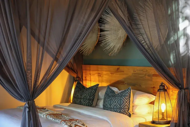 Tomo Safari Lodge