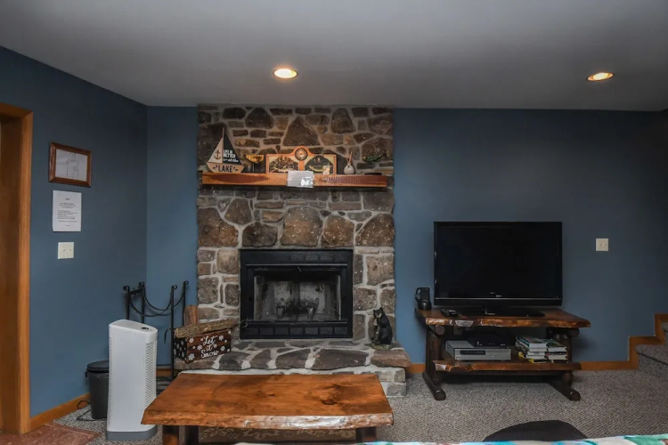 Bear Mountain Lodge 4 Bedroom House