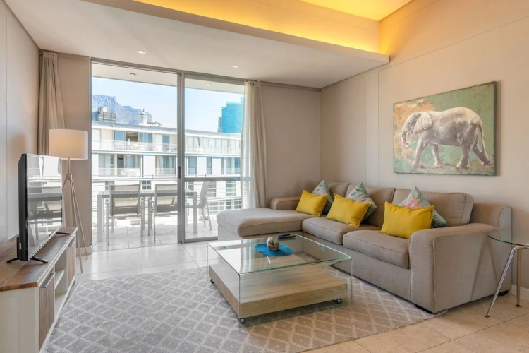 2 Bedrooms Luxury Apartment with ocean view