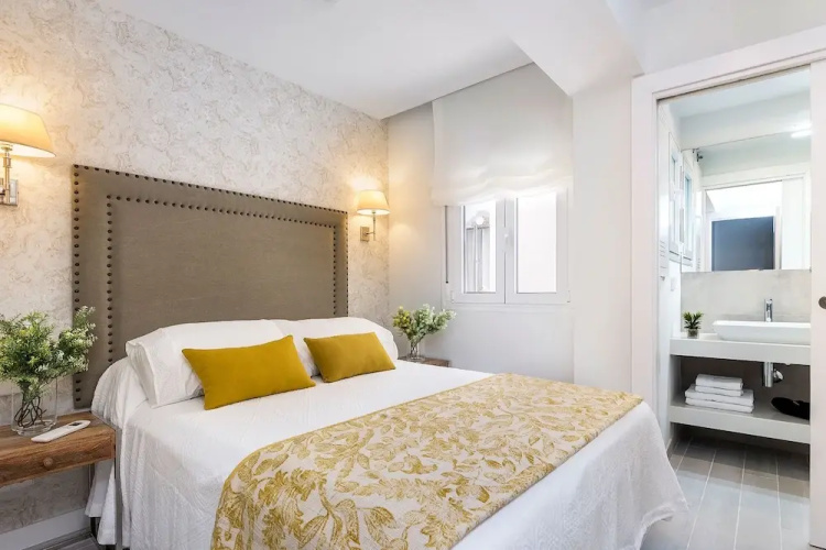Genteel Home Velarde II