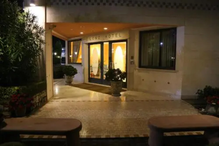 Hotel Lenotel