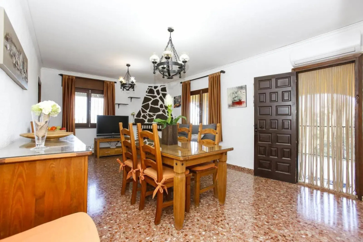 014 Villa Colonia