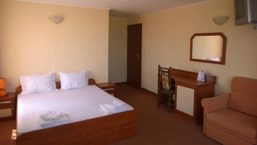 Elinor Guest House