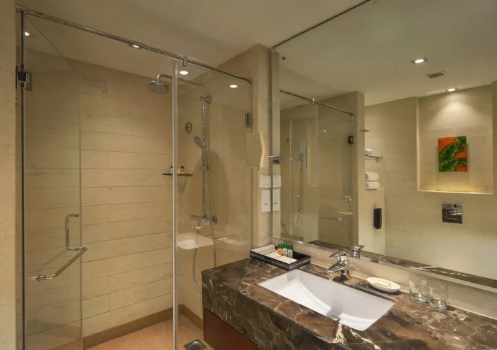 Suite with balcony