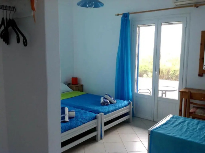 ELEFTHERIA rooms