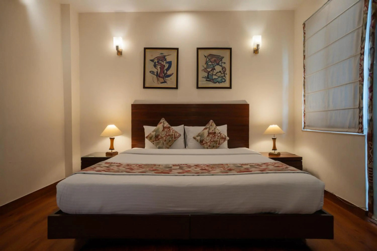 OYO Premium Noida Amity