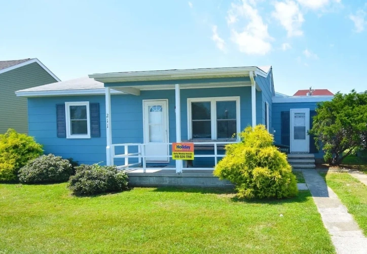 3 Bedrooms Cottage