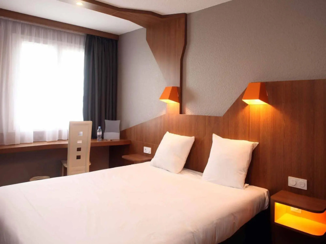 Ibis Styles Gien