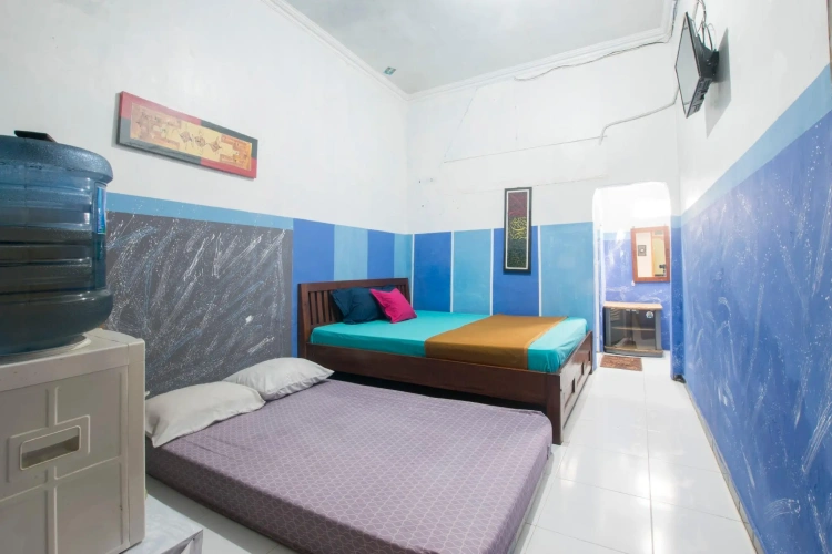 Bed in Dorm
