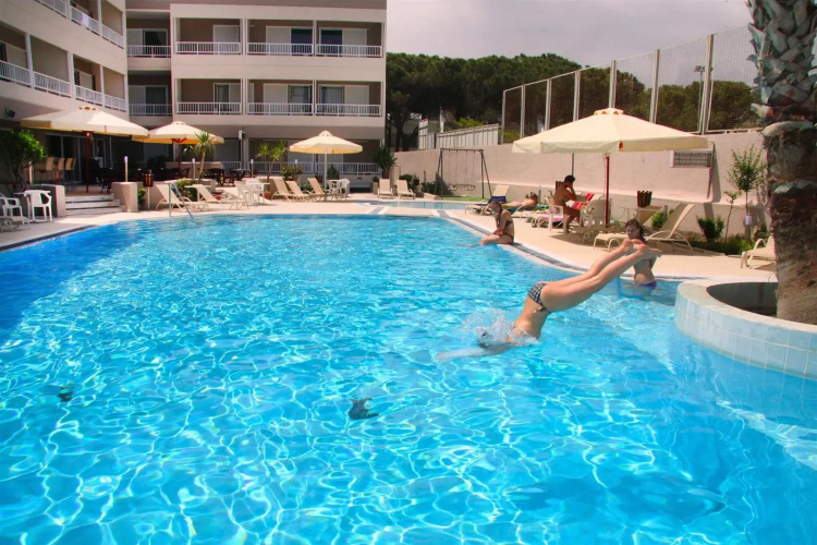 Agela Apartments