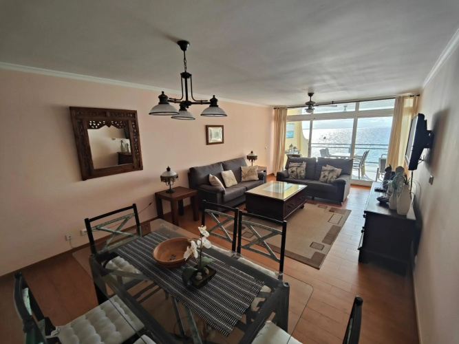 By the Beach & Pool Apartment