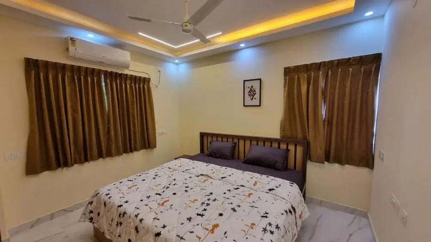 Airport Inn
