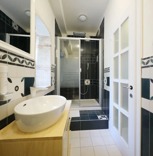 1 Bedroom Suite