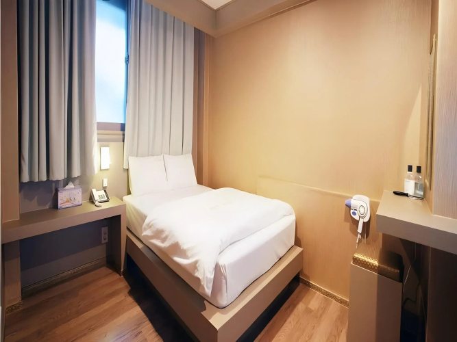 Raum Hotel