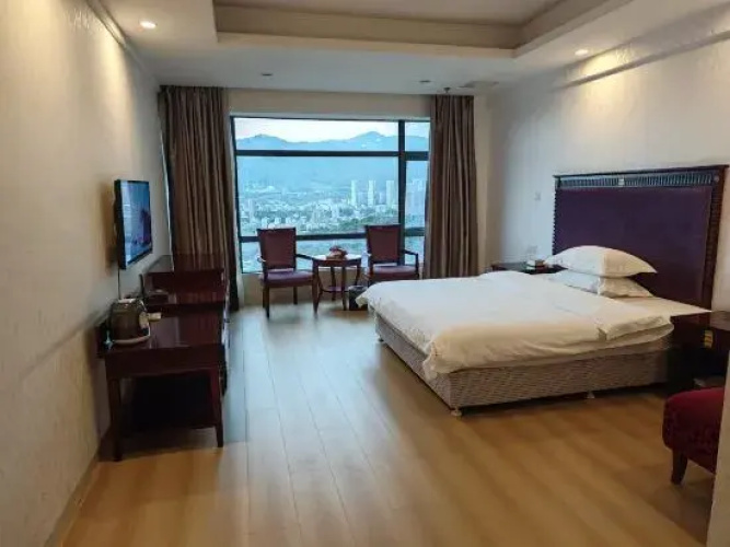Century Sunshine Hotel