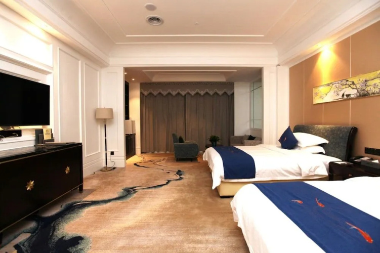Liangchen Meijing Hotel