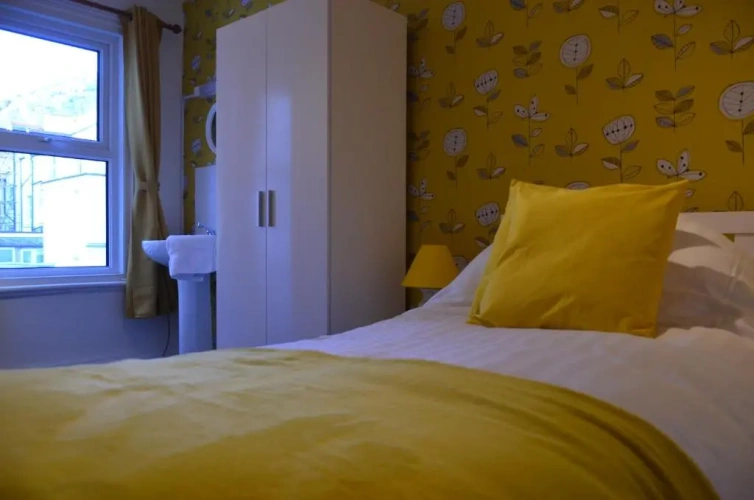 Standard Single room
