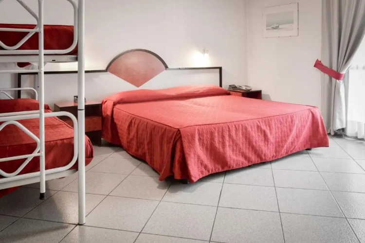 Standard Quadruple room
