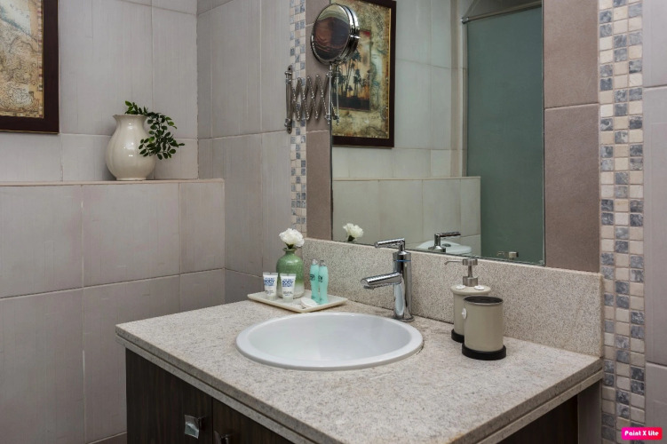 Spacious and cozy 1-bedroom apartment in Downtown - Image 12