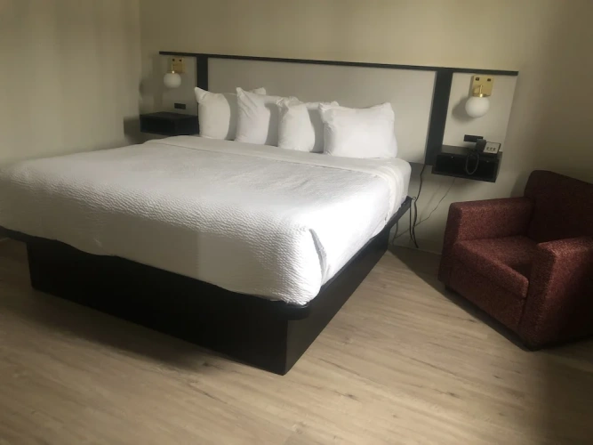 1 Bedroom Double Suite