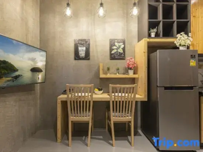 Stylish Studio Apartment. Rooftop Pool at Nai Harn