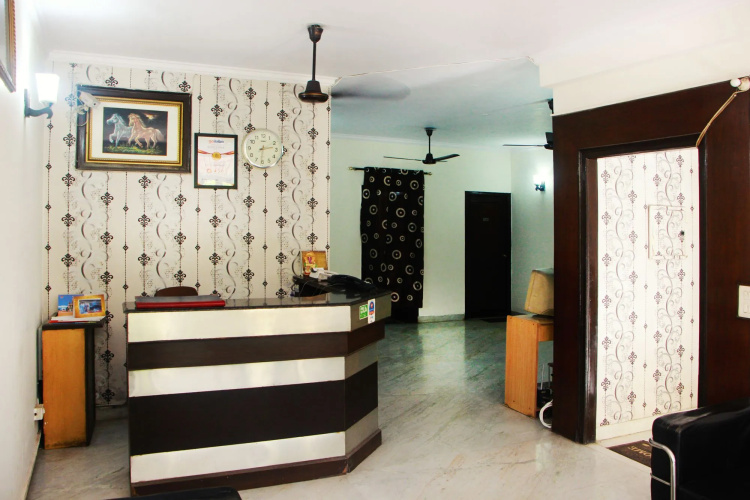 SKS Premier - Golf Course Road