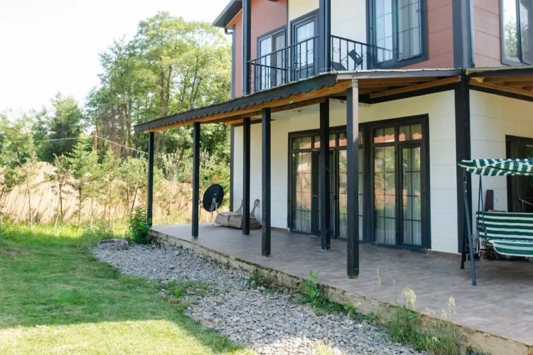 Economy Sextuple Villa