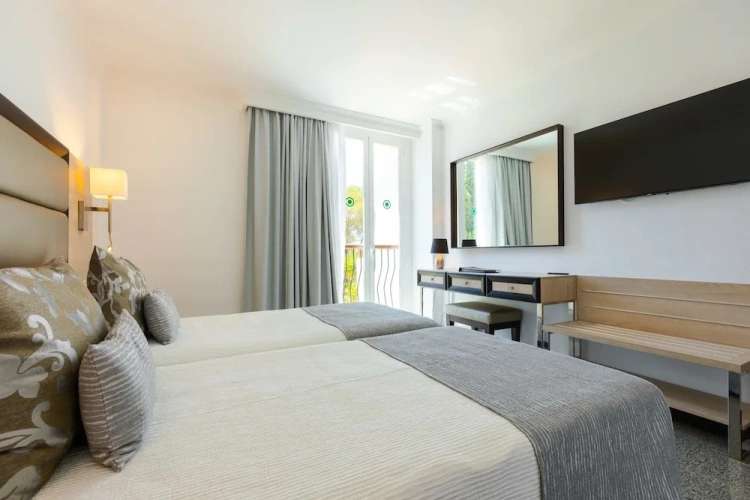 Junior Suite with balcony